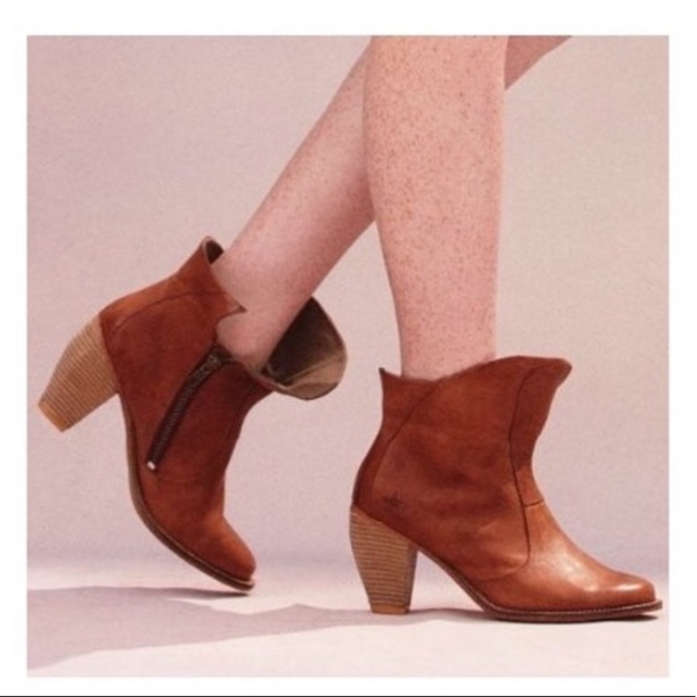 J Shoes Saloon Cognac Brown Short Genuine Leather Booties